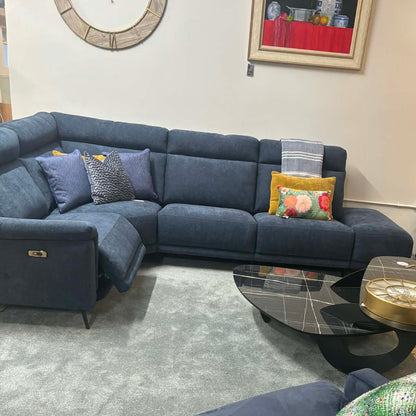 Dante Sofa Collection